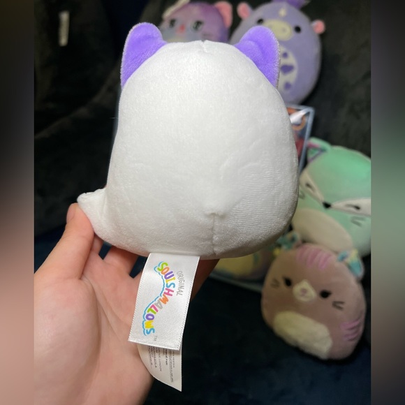 Squishmallows Gerik the Ghost Cat 4" Stuffed Plush from Mystery Capsule - Picture 2 of 2